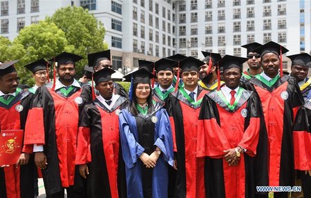 Graduating Students Pose for